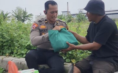 PAMAPTA Polres Lamongan berPADUKA, Salurkan Sembako untuk Warga Difabel